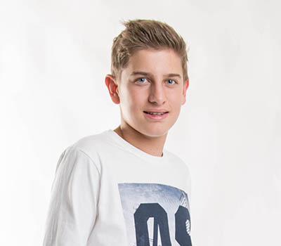 FLORIAN MIESL::Augenoptiker in Ausbildung